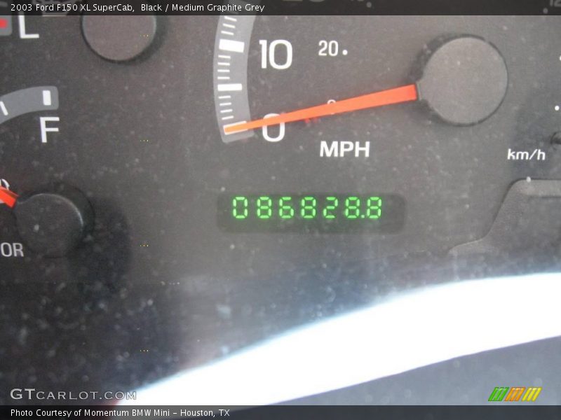 Black / Medium Graphite Grey 2003 Ford F150 XL SuperCab