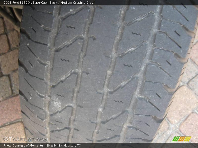 Black / Medium Graphite Grey 2003 Ford F150 XL SuperCab