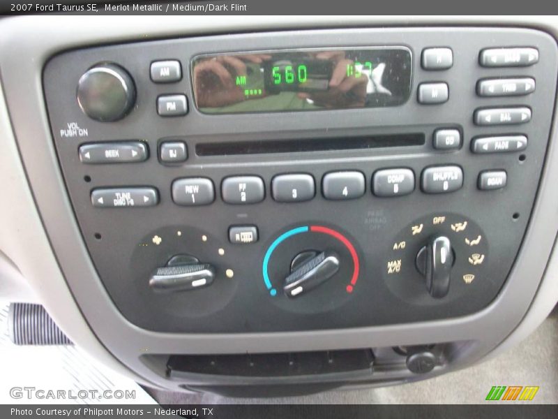 Merlot Metallic / Medium/Dark Flint 2007 Ford Taurus SE