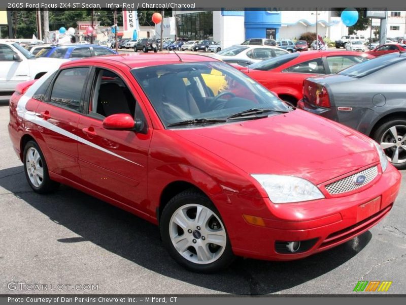 Infra-Red / Charcoal/Charcoal 2005 Ford Focus ZX4 ST Sedan