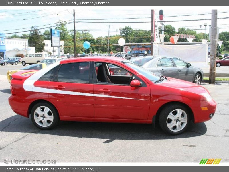Infra-Red / Charcoal/Charcoal 2005 Ford Focus ZX4 ST Sedan