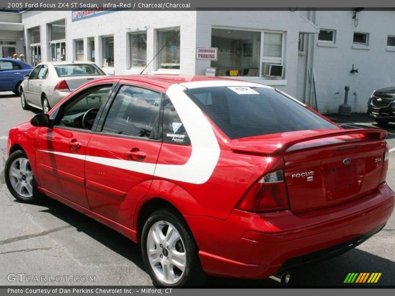 Infra-Red / Charcoal/Charcoal 2005 Ford Focus ZX4 ST Sedan