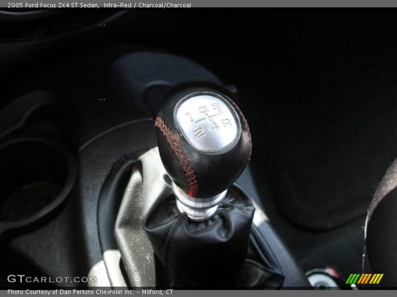 Infra-Red / Charcoal/Charcoal 2005 Ford Focus ZX4 ST Sedan