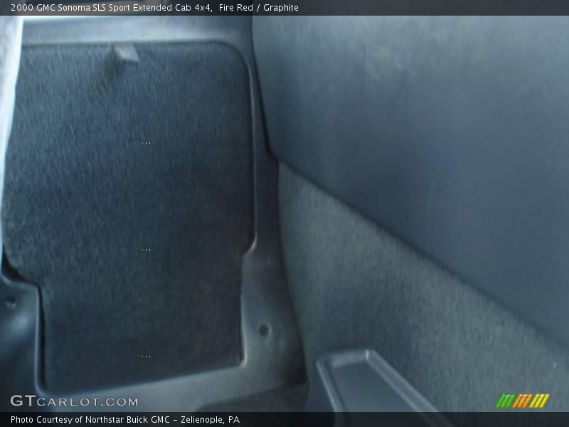 Fire Red / Graphite 2000 GMC Sonoma SLS Sport Extended Cab 4x4
