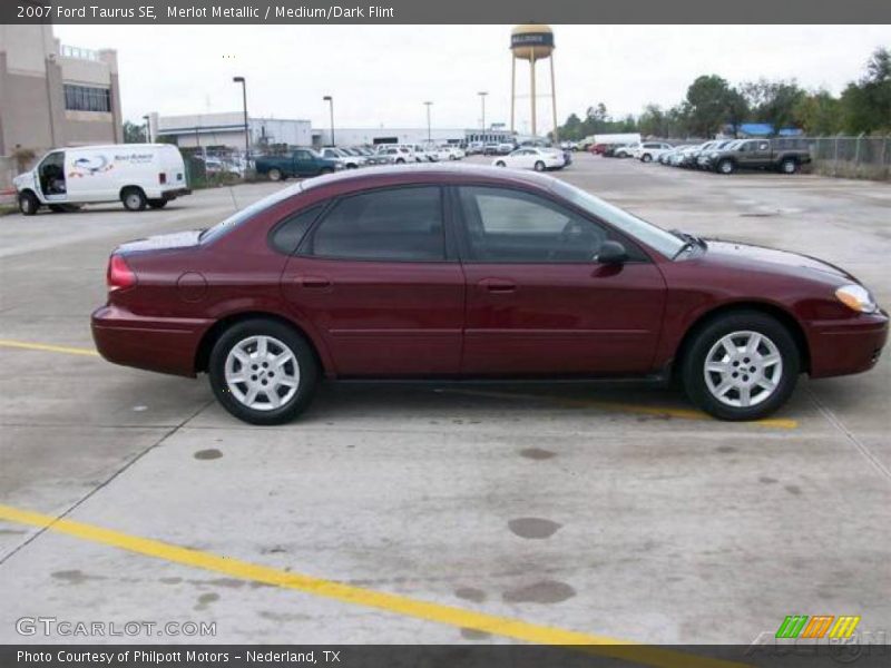 Merlot Metallic / Medium/Dark Flint 2007 Ford Taurus SE