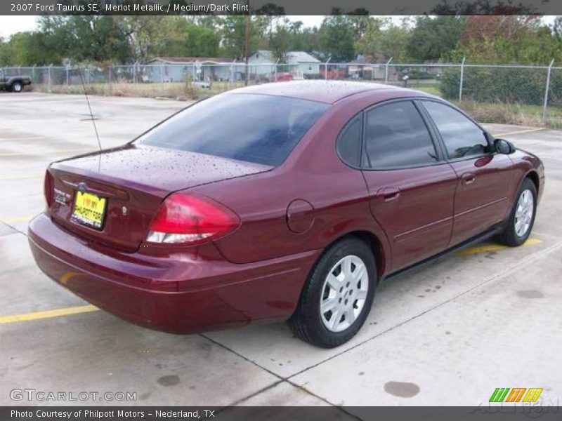 Merlot Metallic / Medium/Dark Flint 2007 Ford Taurus SE