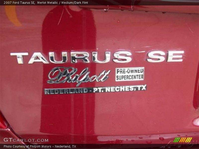 Merlot Metallic / Medium/Dark Flint 2007 Ford Taurus SE