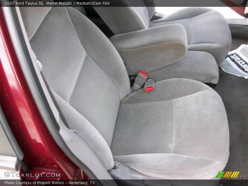 Merlot Metallic / Medium/Dark Flint 2007 Ford Taurus SE