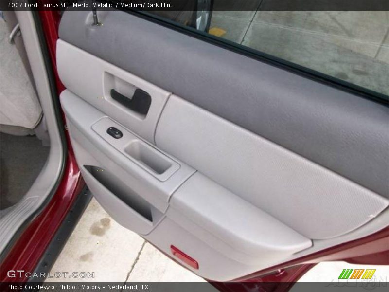 Merlot Metallic / Medium/Dark Flint 2007 Ford Taurus SE