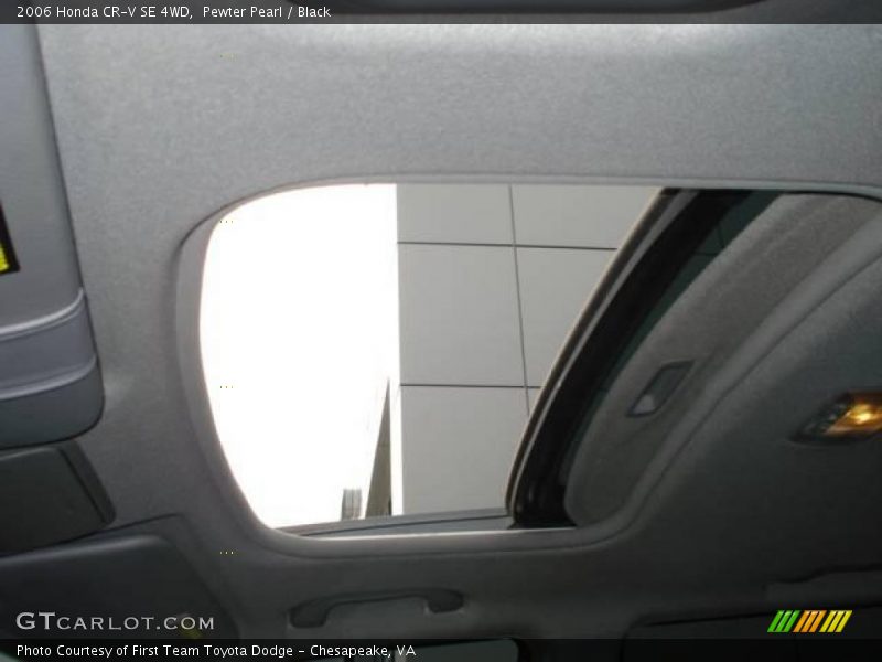 Pewter Pearl / Black 2006 Honda CR-V SE 4WD