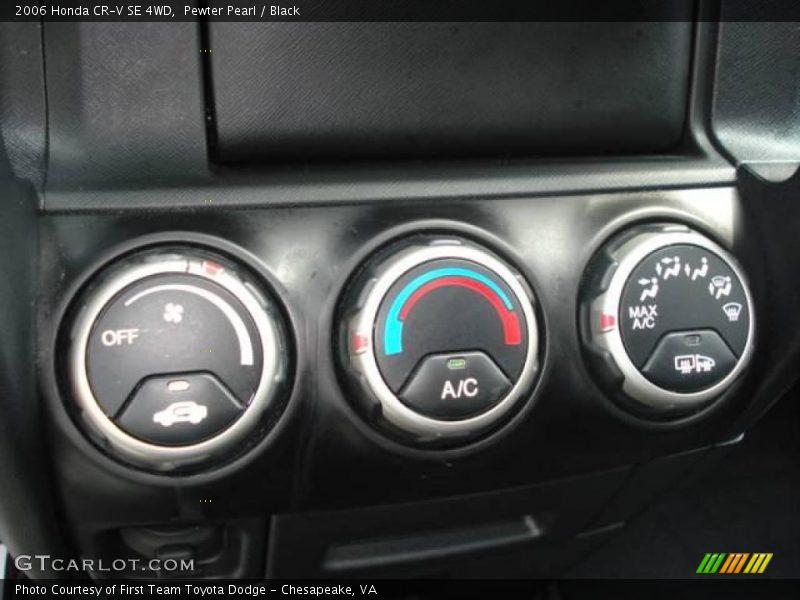 Pewter Pearl / Black 2006 Honda CR-V SE 4WD