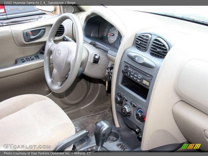 Sandstone / Beige 2002 Hyundai Santa Fe 2.4
