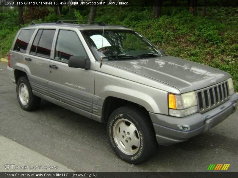 Light Driftwood Satin Glow / Black 1998 Jeep Grand Cherokee TSi 4x4