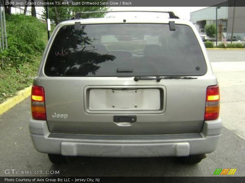 Light Driftwood Satin Glow / Black 1998 Jeep Grand Cherokee TSi 4x4