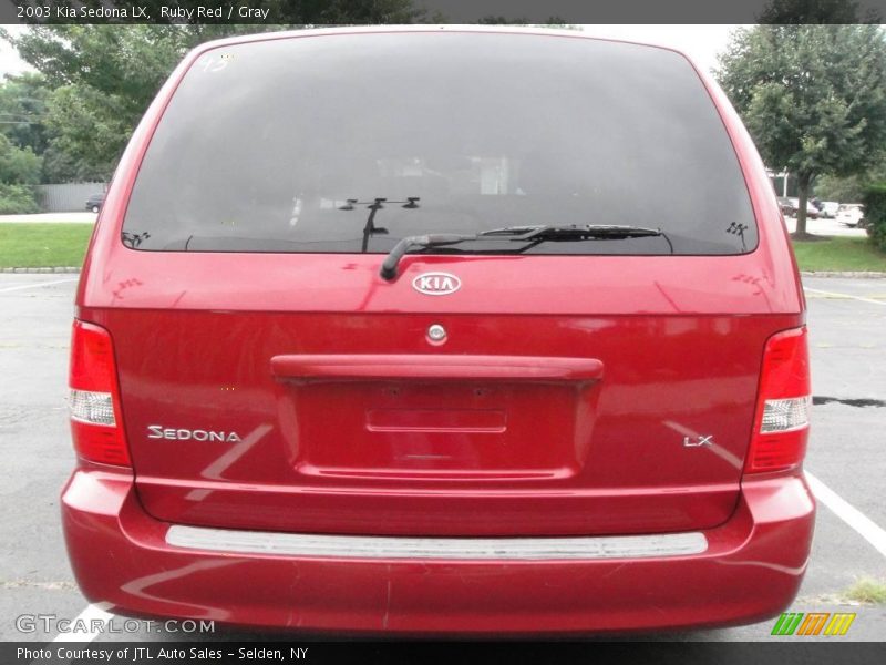 Ruby Red / Gray 2003 Kia Sedona LX