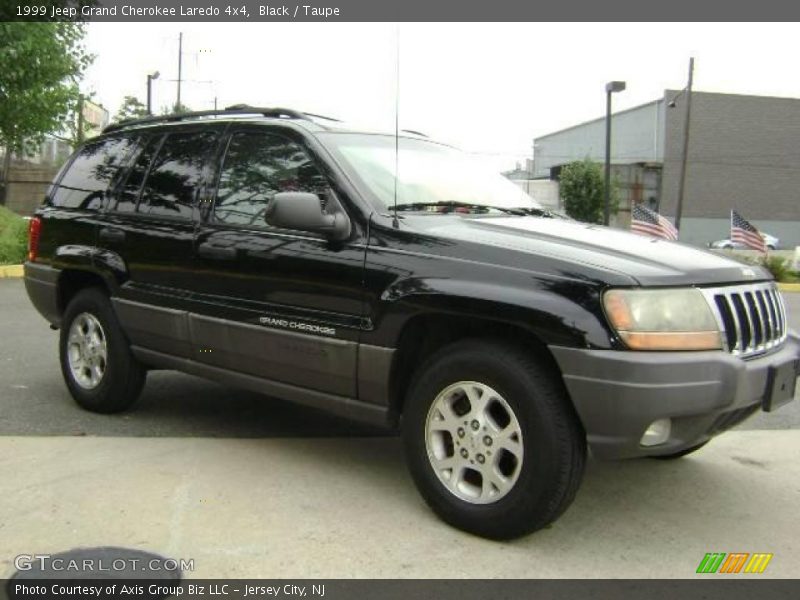 Black / Taupe 1999 Jeep Grand Cherokee Laredo 4x4