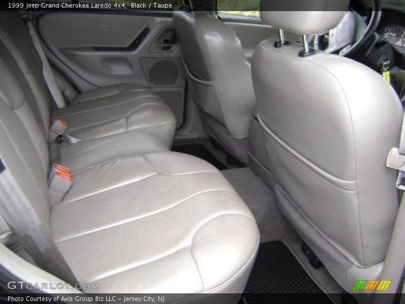 Black / Taupe 1999 Jeep Grand Cherokee Laredo 4x4