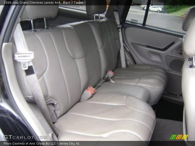 Black / Taupe 1999 Jeep Grand Cherokee Laredo 4x4