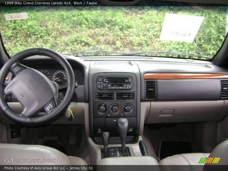 Black / Taupe 1999 Jeep Grand Cherokee Laredo 4x4