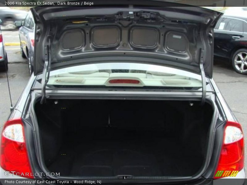 Dark Bronze / Beige 2006 Kia Spectra EX Sedan
