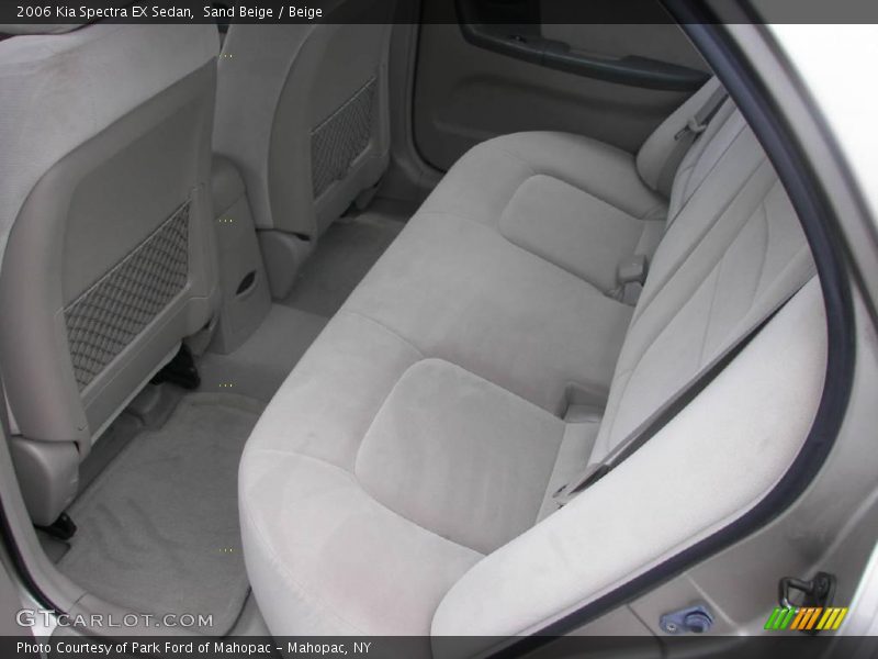 Sand Beige / Beige 2006 Kia Spectra EX Sedan