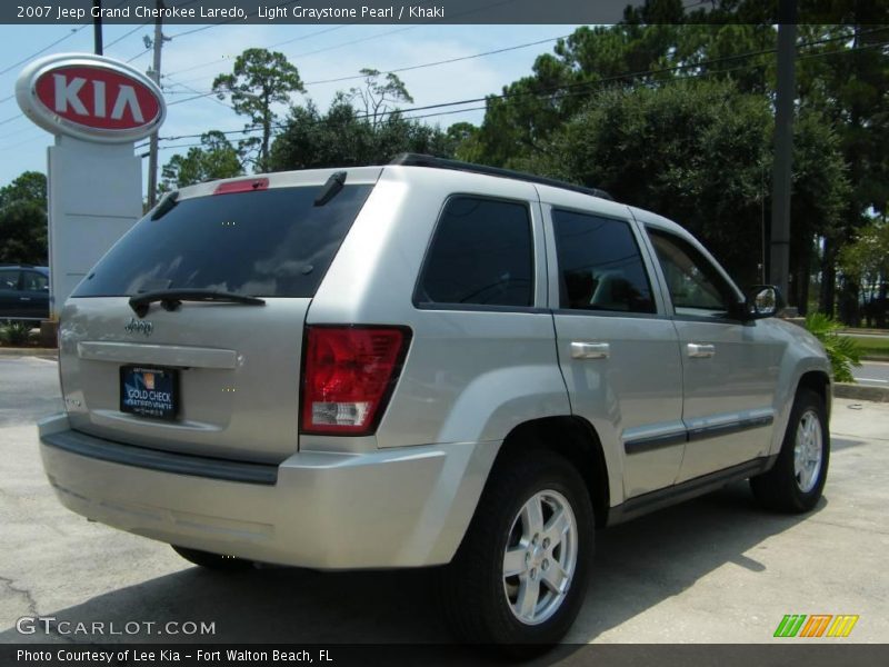 Light Graystone Pearl / Khaki 2007 Jeep Grand Cherokee Laredo