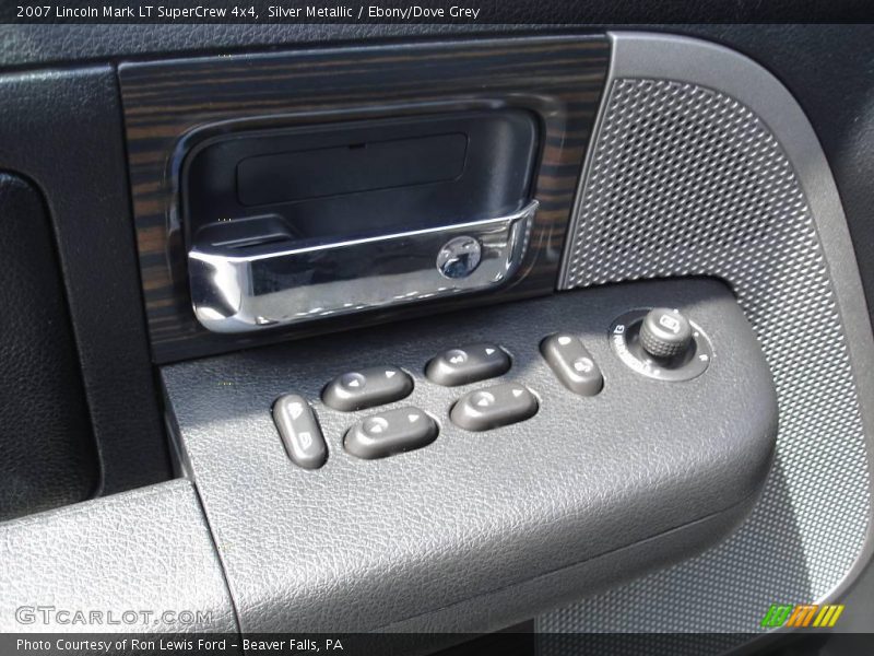 Silver Metallic / Ebony/Dove Grey 2007 Lincoln Mark LT SuperCrew 4x4