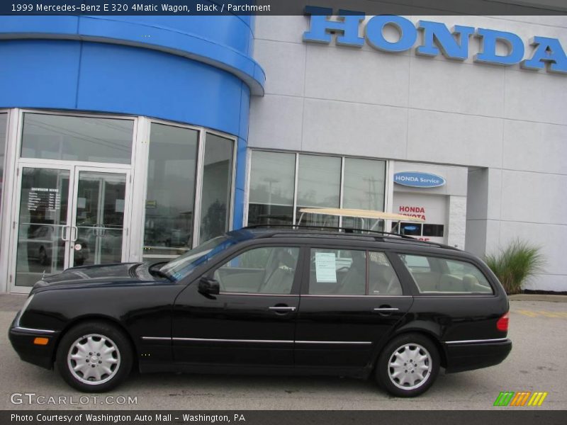 Black / Parchment 1999 Mercedes-Benz E 320 4Matic Wagon