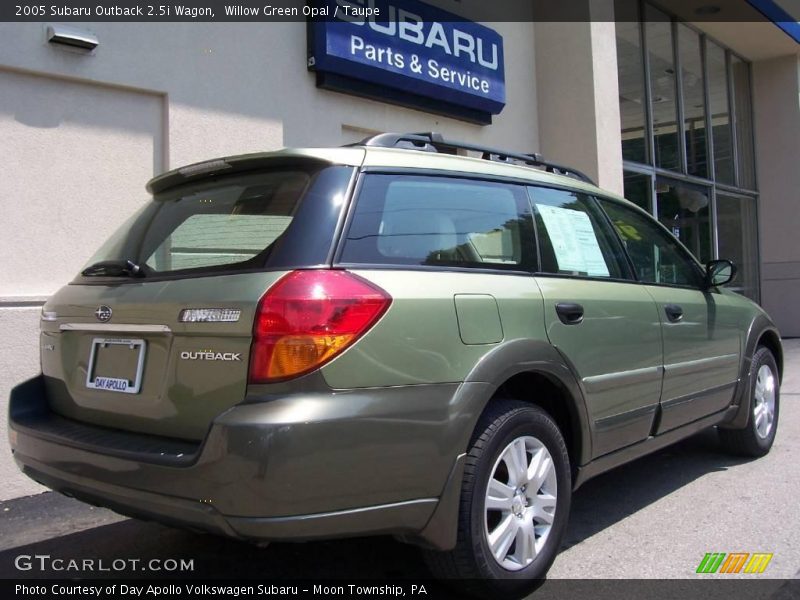 Willow Green Opal / Taupe 2005 Subaru Outback 2.5i Wagon