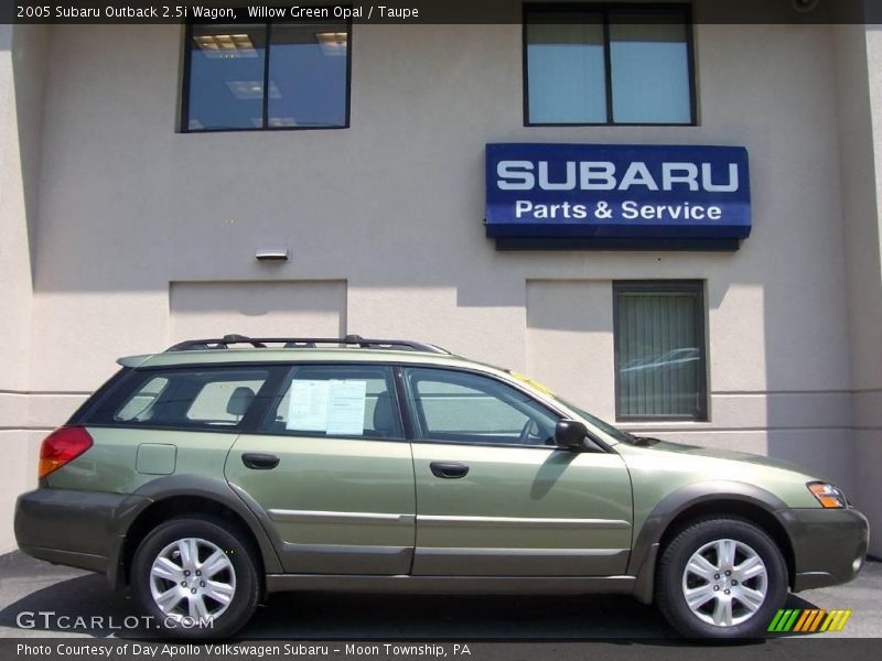 Willow Green Opal / Taupe 2005 Subaru Outback 2.5i Wagon