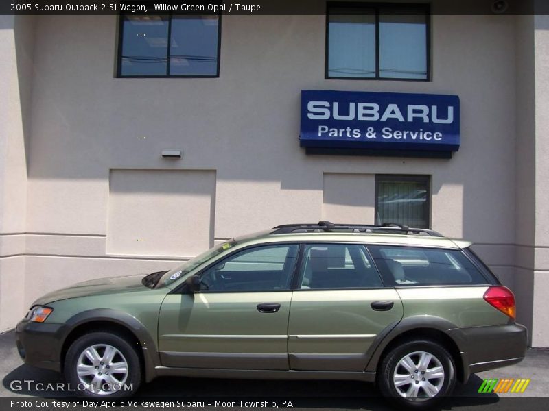 Willow Green Opal / Taupe 2005 Subaru Outback 2.5i Wagon
