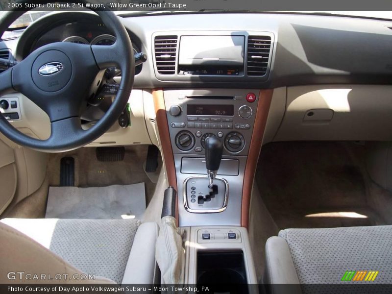 Willow Green Opal / Taupe 2005 Subaru Outback 2.5i Wagon