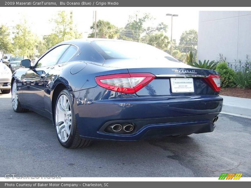 Blu Oceano (Blue) / Grigio Medio 2009 Maserati GranTurismo