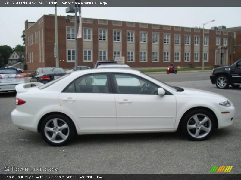 Performance White / Beige 2005 Mazda MAZDA6 i Sedan