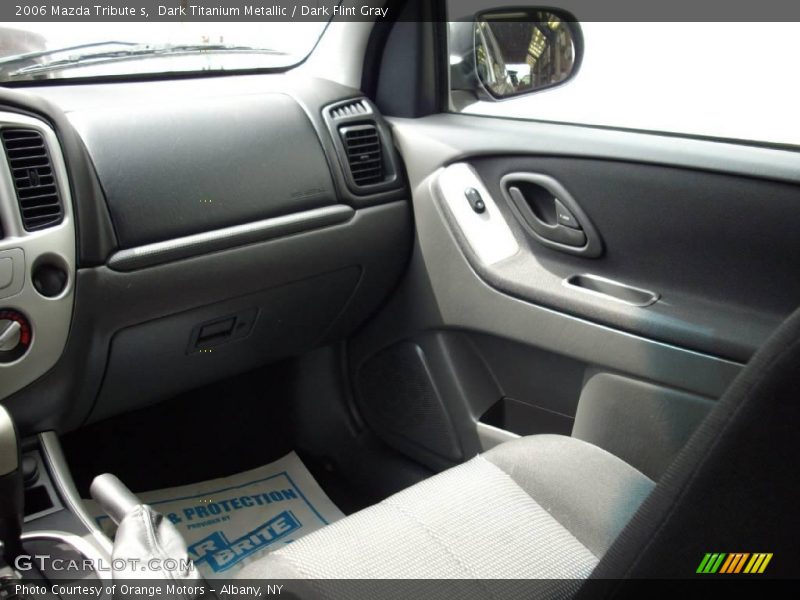 Dark Titanium Metallic / Dark Flint Gray 2006 Mazda Tribute s