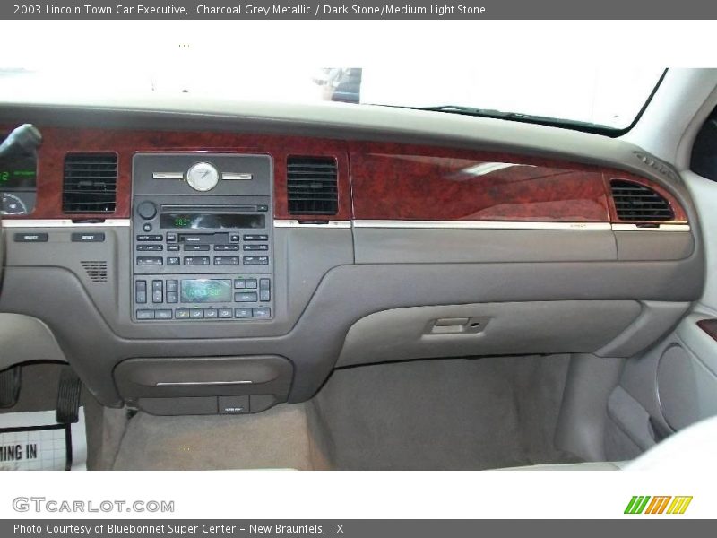 Charcoal Grey Metallic / Dark Stone/Medium Light Stone 2003 Lincoln Town Car Executive