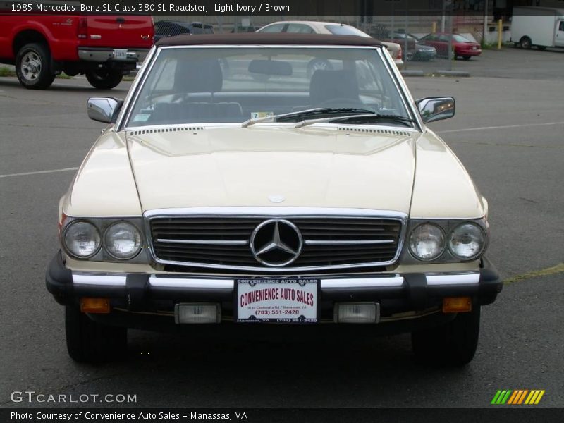 Light Ivory / Brown 1985 Mercedes-Benz SL Class 380 SL Roadster