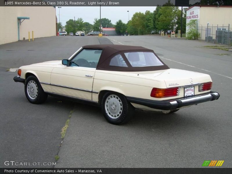 Light Ivory / Brown 1985 Mercedes-Benz SL Class 380 SL Roadster