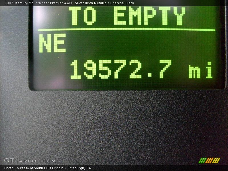 Silver Birch Metallic / Charcoal Black 2007 Mercury Mountaineer Premier AWD