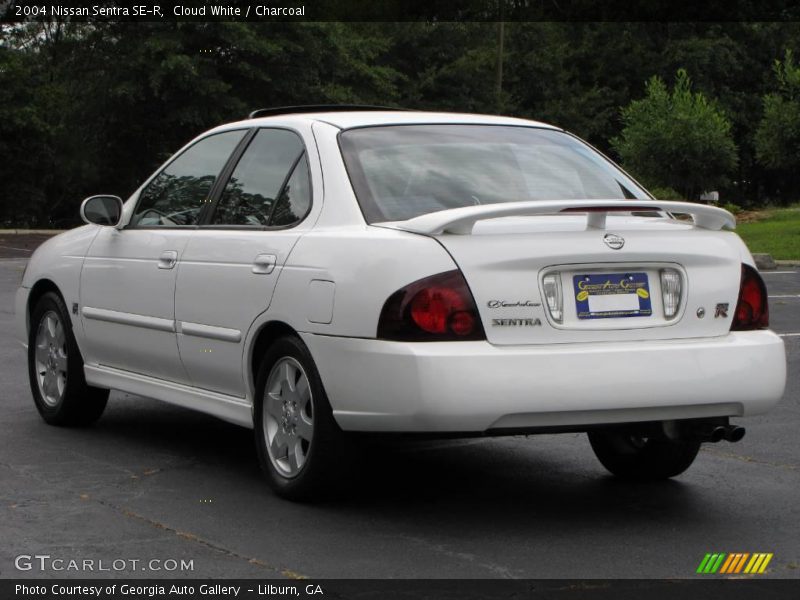 Cloud White / Charcoal 2004 Nissan Sentra SE-R