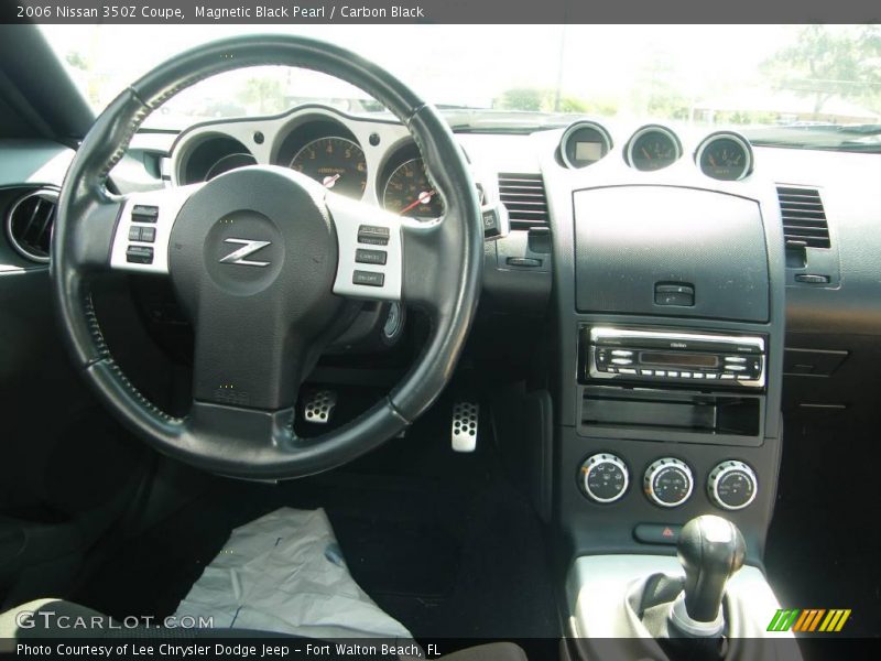 Magnetic Black Pearl / Carbon Black 2006 Nissan 350Z Coupe