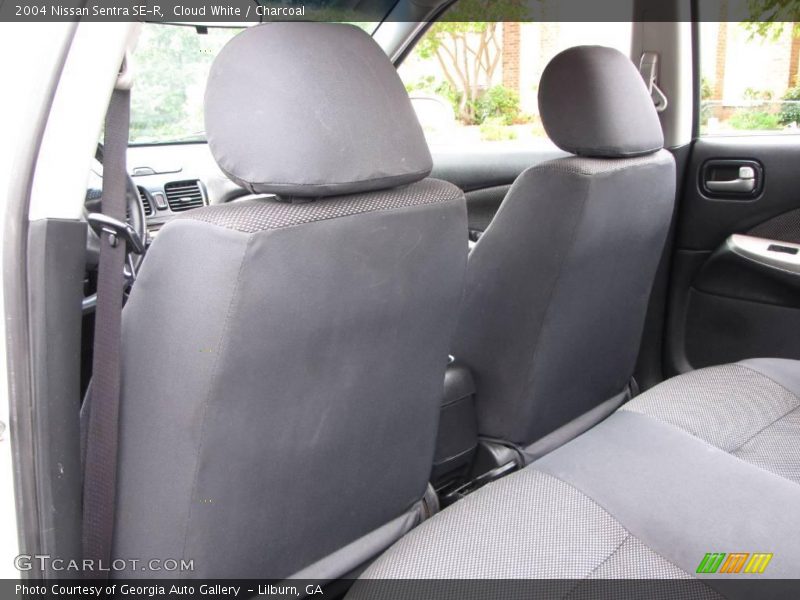Cloud White / Charcoal 2004 Nissan Sentra SE-R