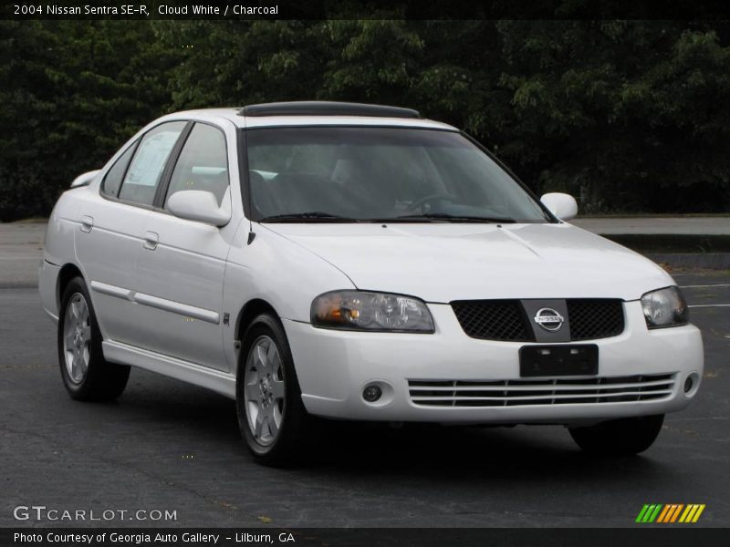 Cloud White / Charcoal 2004 Nissan Sentra SE-R