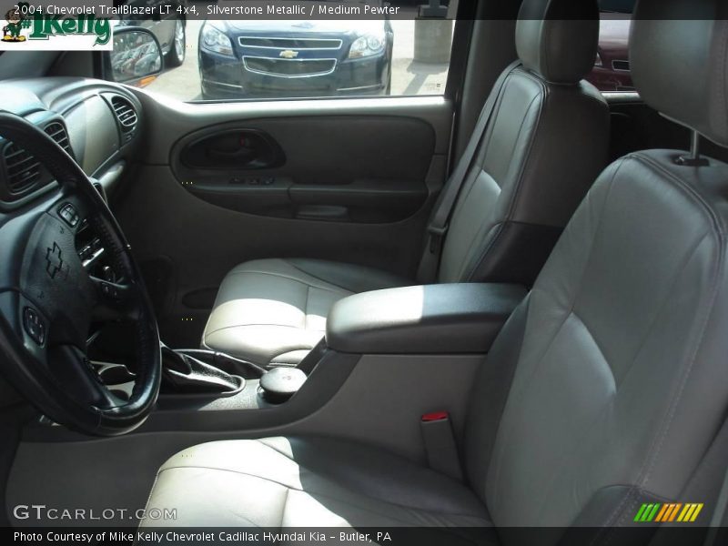 Silverstone Metallic / Medium Pewter 2004 Chevrolet TrailBlazer LT 4x4