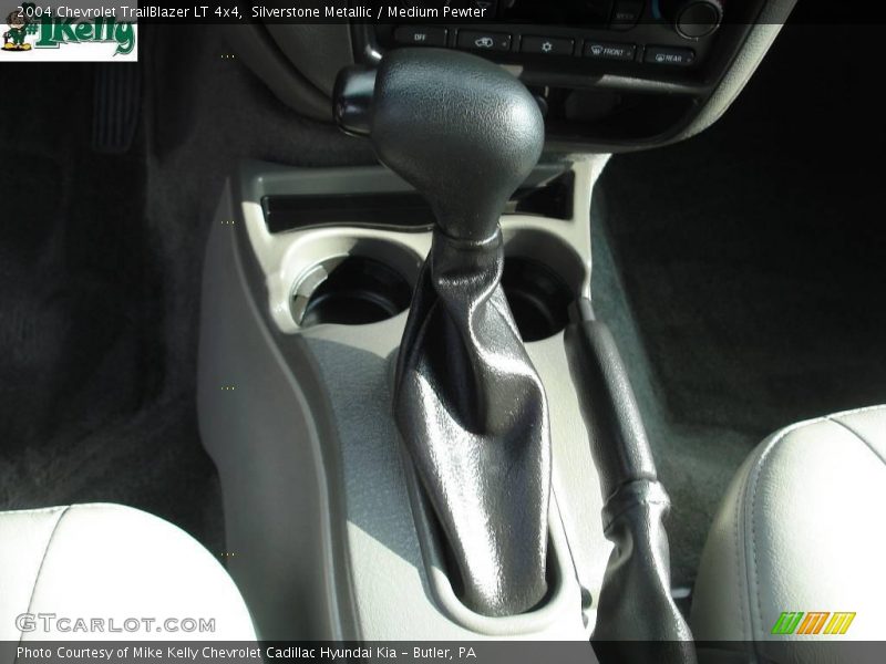 Silverstone Metallic / Medium Pewter 2004 Chevrolet TrailBlazer LT 4x4