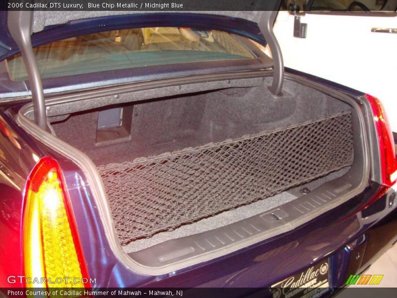 Blue Chip Metallic / Midnight Blue 2006 Cadillac DTS Luxury