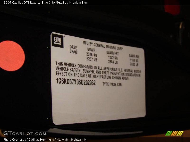 Blue Chip Metallic / Midnight Blue 2006 Cadillac DTS Luxury