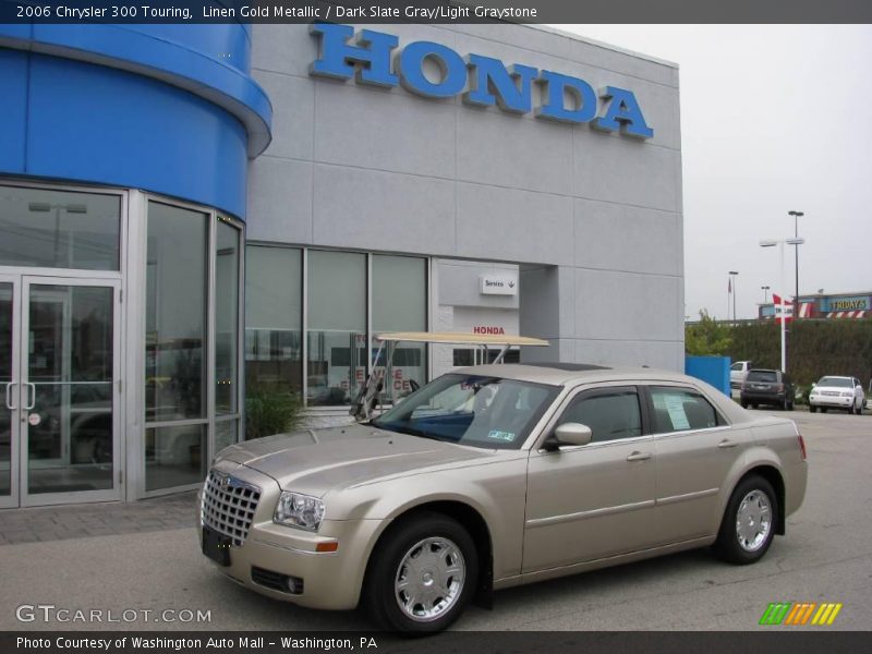 Linen Gold Metallic / Dark Slate Gray/Light Graystone 2006 Chrysler 300 Touring