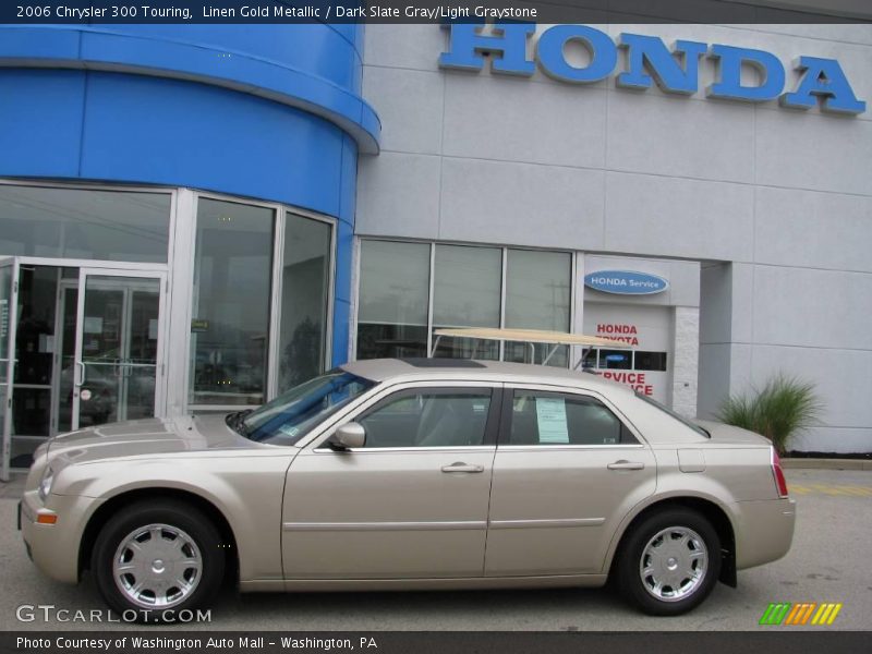 Linen Gold Metallic / Dark Slate Gray/Light Graystone 2006 Chrysler 300 Touring
