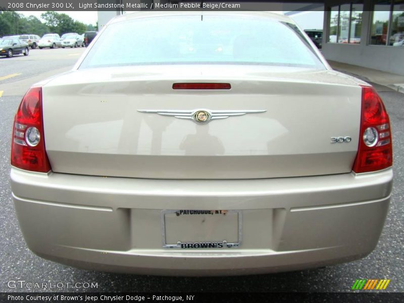 Light Sandstone Metallic / Medium Pebble Beige/Cream 2008 Chrysler 300 LX